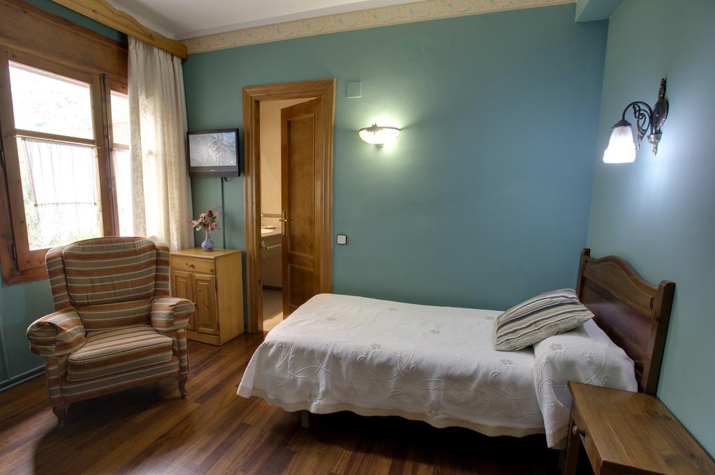 Hotel Avenida Benasque Eksteriør billede
