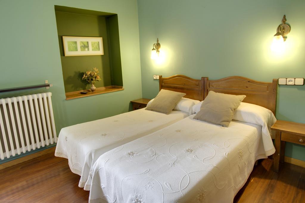 Hotel Avenida Benasque Værelse billede