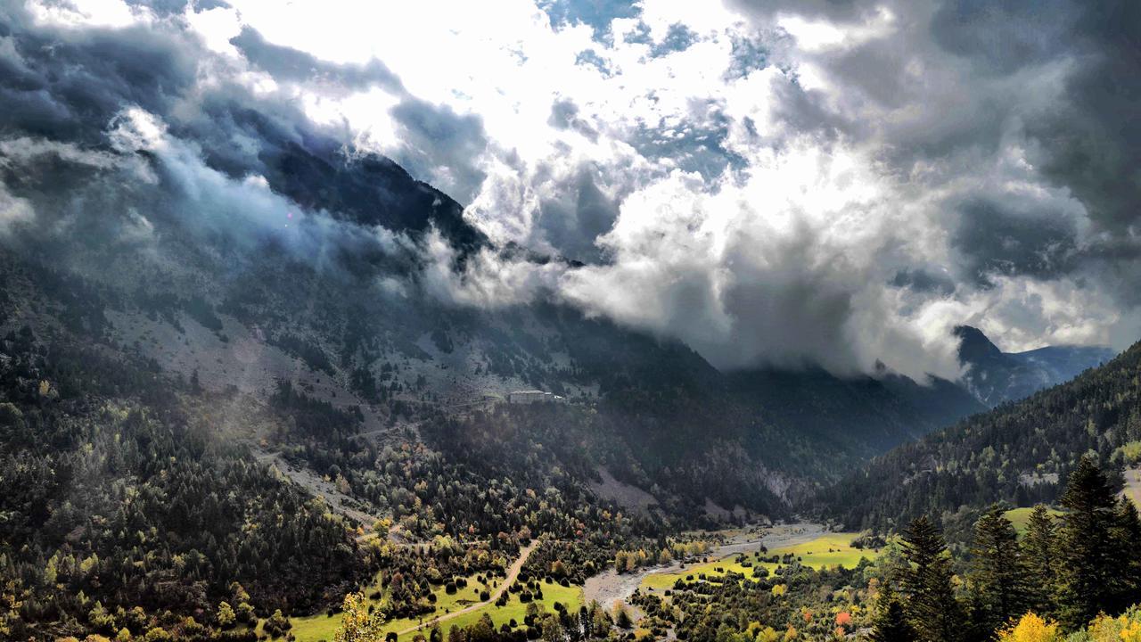 Hotel Avenida Benasque Eksteriør billede